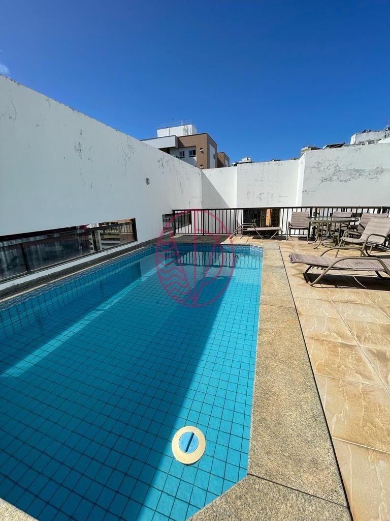 Casa à venda com 4 quartos, 3 suítes, 4 vagas e 340m² no Pituba, Salvador (BA) — foto 17 de 30