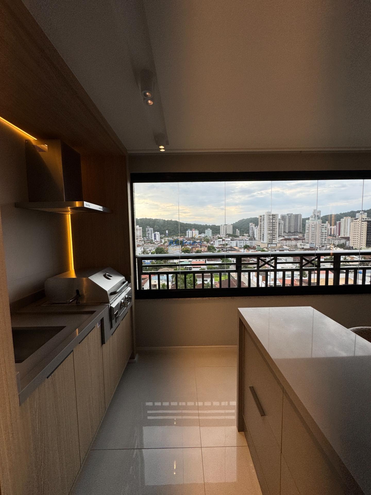 Apartamento à venda com 2 quartos, 2 suítes, 2 vagas e 87m² no Canto do Forte, Praia Grande (SP) — foto 28 de 30