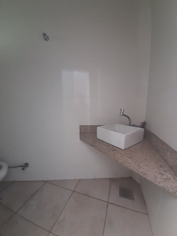 Casa à venda com 5 quartos, 2 suítes, 5 vagas e 245m² no Sao Joao Batista (venda Nova), Belo Horizonte (MG) — foto 18 de 30
