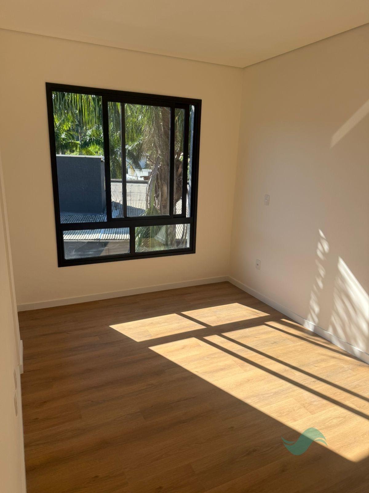 Apartamento à venda com 2 quartos, 2 banheiros, 1 vaga e 64m² no Cachoeira do Bom Jesus Leste, Florianópolis (SC) — foto 9 de 13