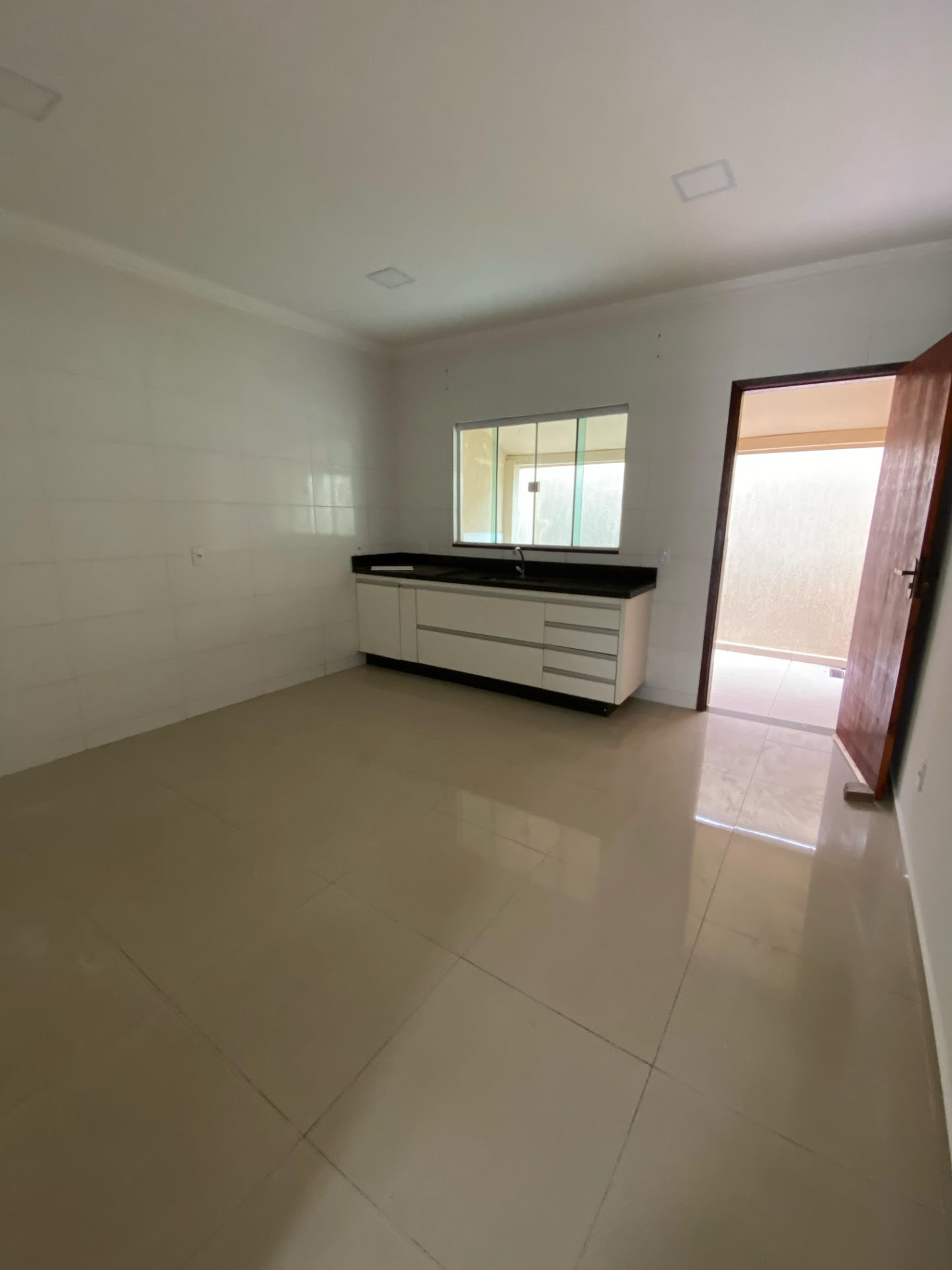 Casa para alugar com 2 quartos, 1 suíte, 1 vaga e 140m² no Vargem Grande, Rio de Janeiro (RJ) — foto 5 de 11