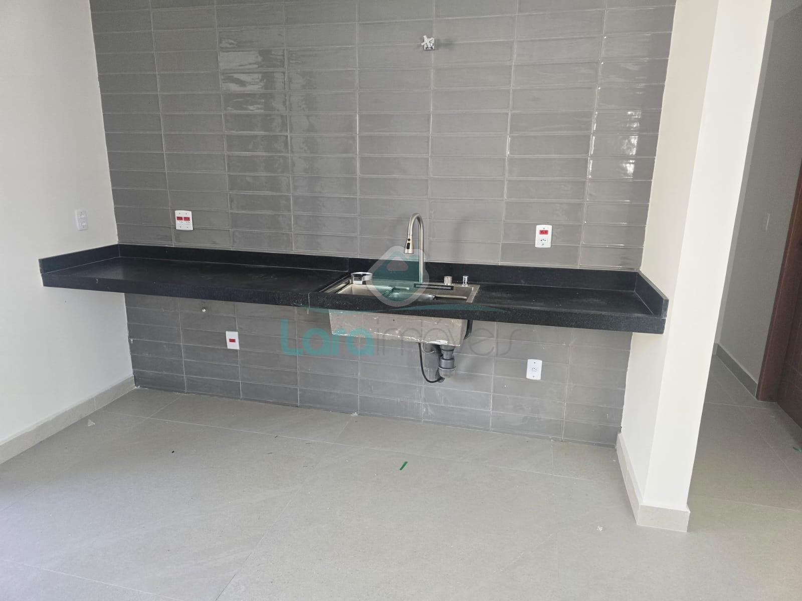 Casa à venda com 4 quartos, 4 suítes, 2 vagas e 230m² no Viverde I, Rio das Ostras (RJ) — foto 11 de 23