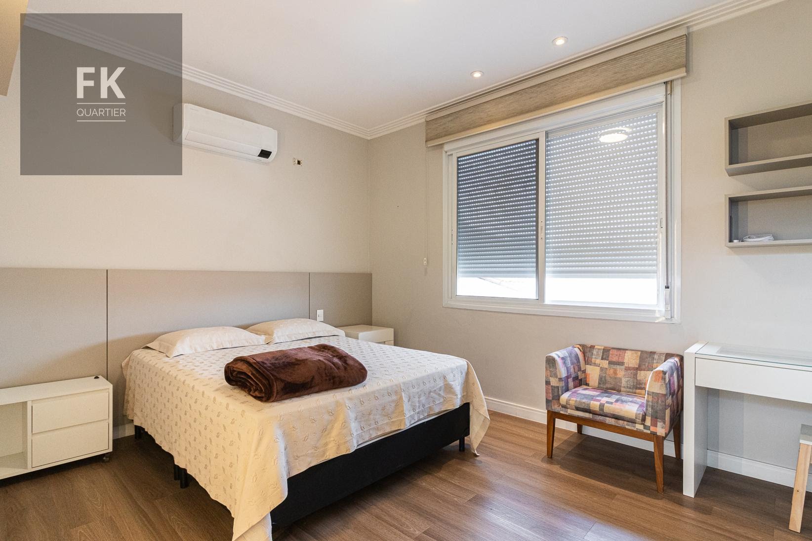 Casa à venda com 3 quartos, 3 suítes, 5 vagas e 443m² no Alphaville, Santana de Parnaíba (SP) — foto 24 de 30