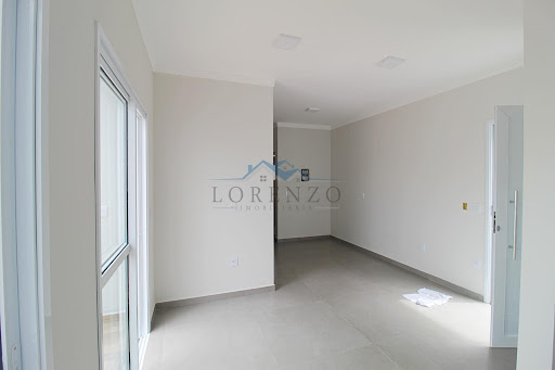 Sala de estar e cozinha