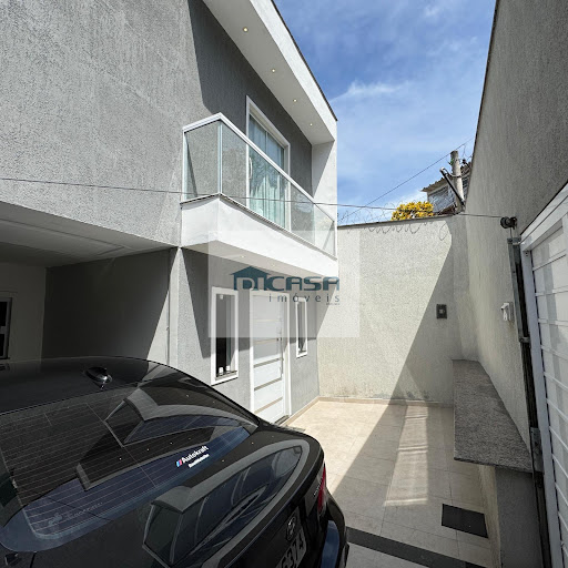 Casa 02 Dorm. em Jardim Carioca  -  Rio de Janeiro