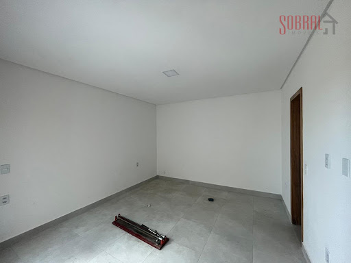 Casa Duplex em PREA  -  Cruz