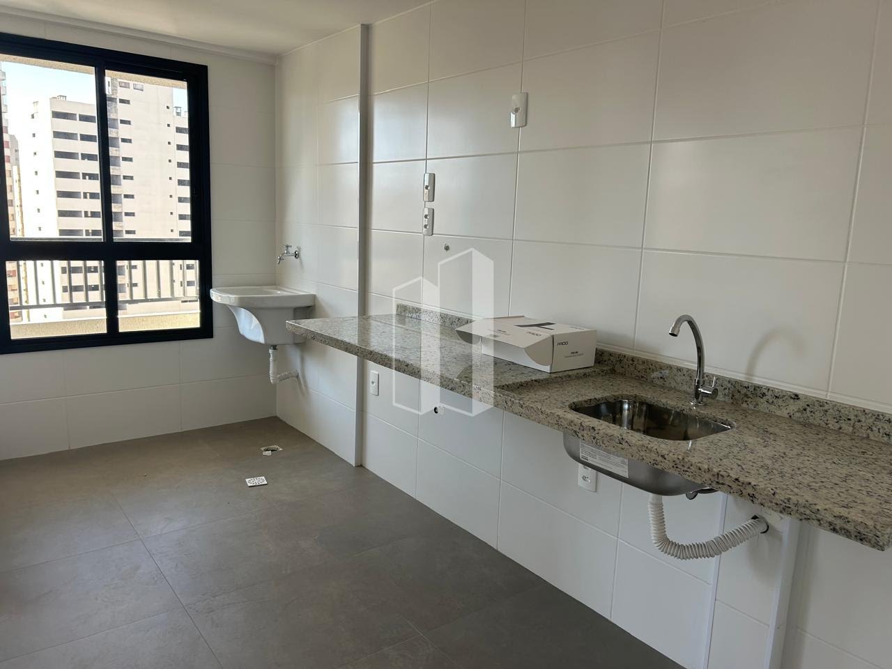 Apartamento à venda com 3 quartos, 3 suítes, 2 vagas e 94m² no Setor Central, Goiânia (GO) — foto 4 de 30