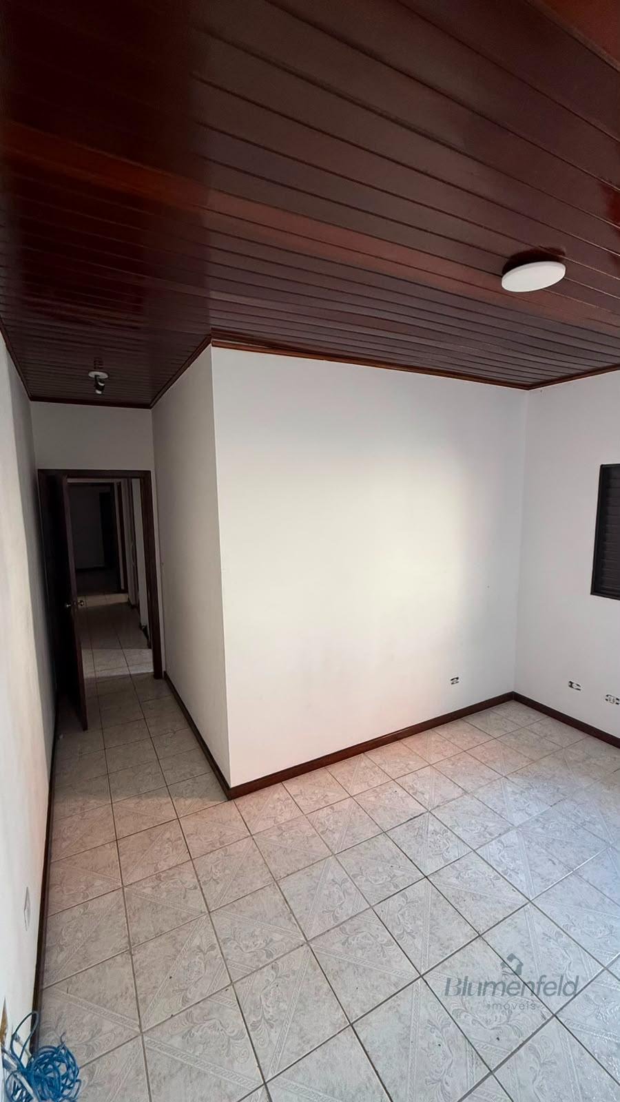 Casa à venda com 3 quartos, 2 banheiros, 3 vagas e 200m² no Center Ville, Arujá (SP) — foto 17 de 28