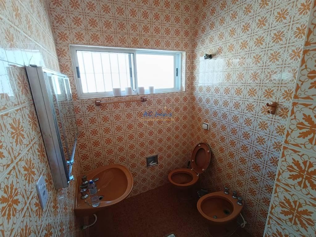Casa à venda com 3 quartos, 1 suíte, 2 vagas e 115m² no Cidade Ocian, Praia Grande (SP) — foto 7 de 30