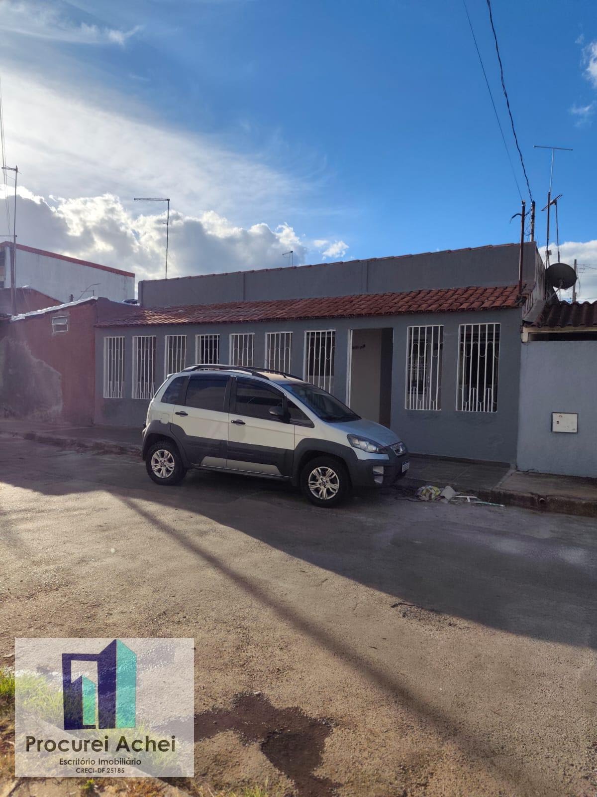 Casa à venda com 4 quartos, 2 banheiros e 200m² no Setor Residencial Leste (planaltina), Brasília — foto principal