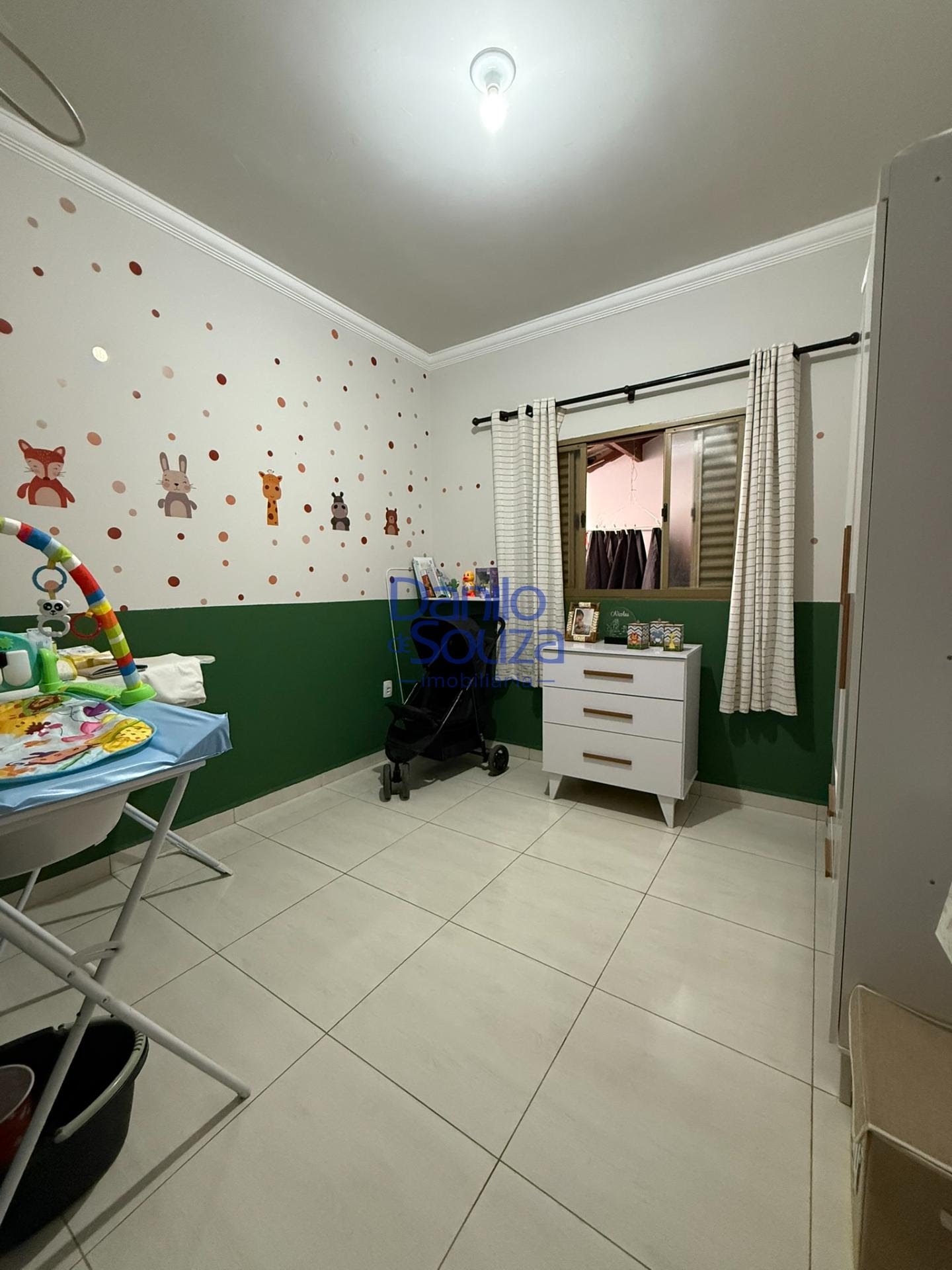 Casa à venda com 2 quartos, 1 banheiro, 2 vagas e 180m² no Jardim Europa IV, Araxá (MG) — foto 9 de 13