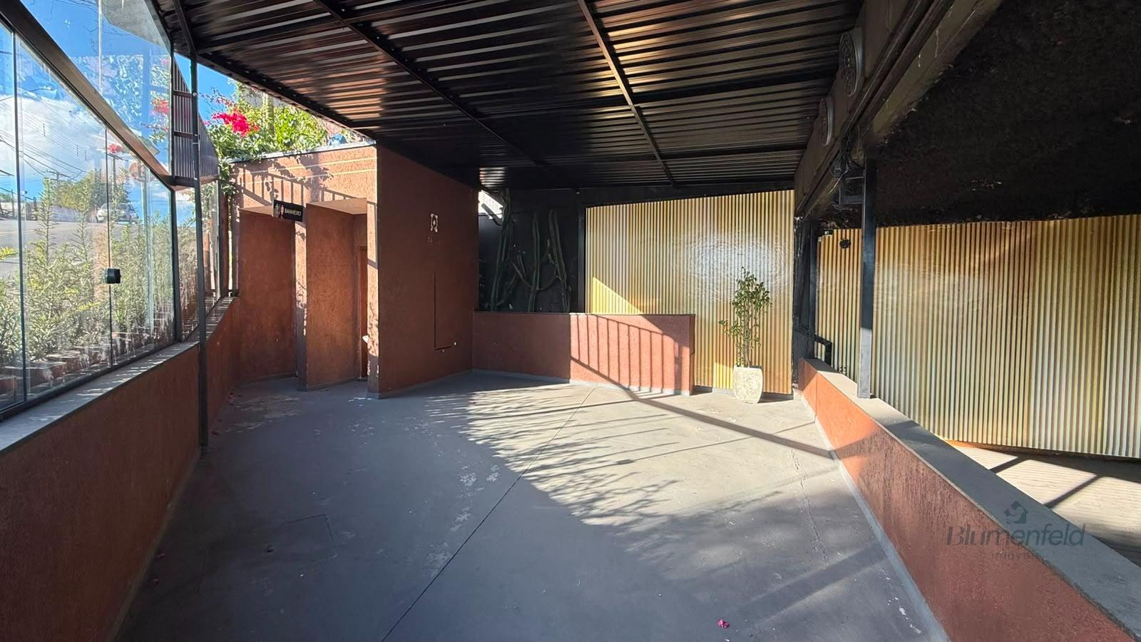 Comercial para alugar com 5 banheiros e 300m² no Centro, Arujá (SP) — foto 15 de 30