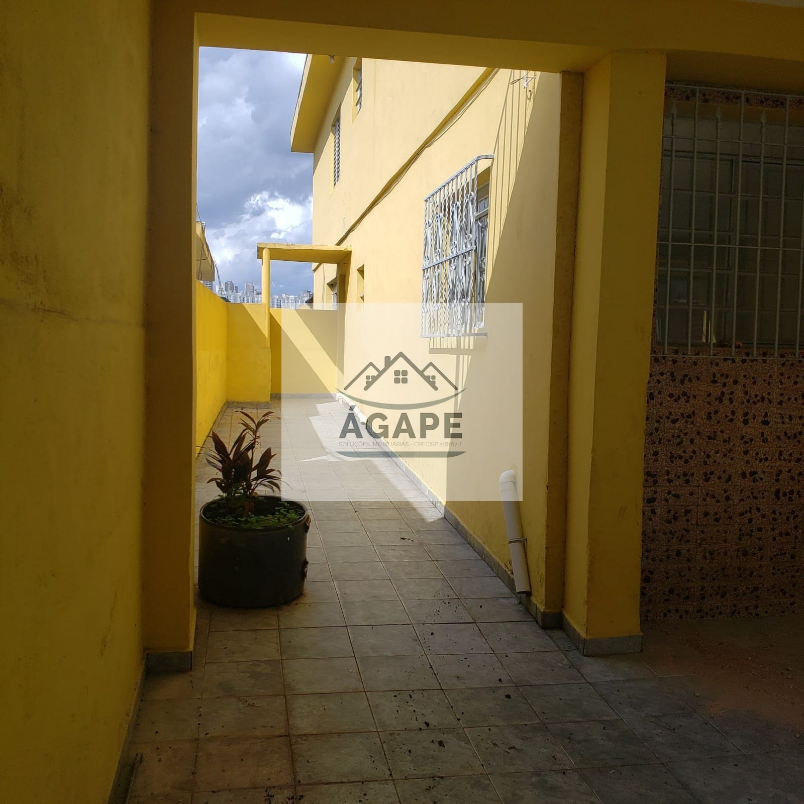 Casa à venda com 6 quartos, 4 banheiros, 3 vagas e 267m² no Campo Limpo, São Paulo (SP) — foto 9 de 30