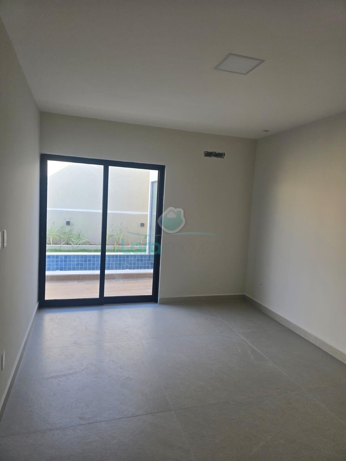 Casa à venda com 4 quartos, 4 suítes, 2 vagas e 230m² no Viverde I, Rio das Ostras (RJ) — foto 16 de 23