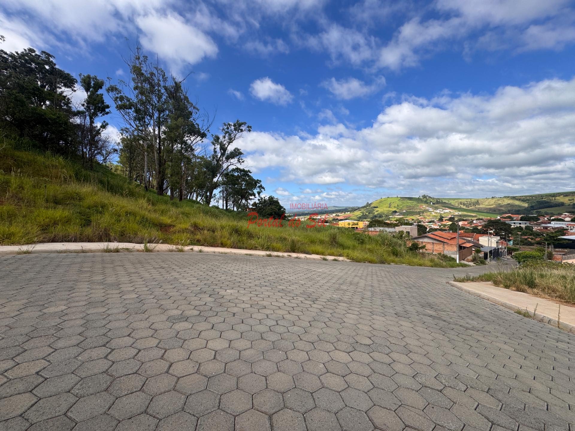 Terreno à venda com 287m² de terreno no Jardim Santo Angelo, Santo Antônio da Platina (PR) — foto 2 de 4