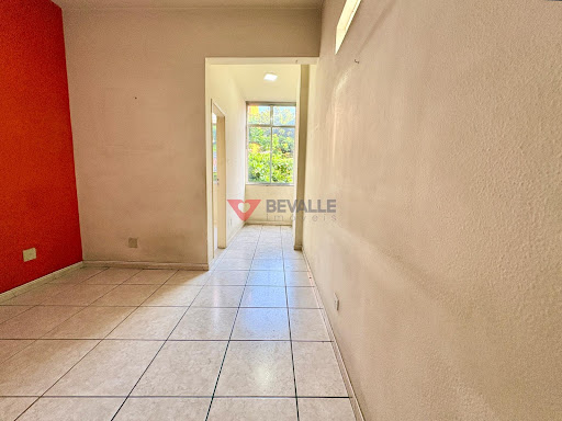 Apartamento à Venda em Botafogo RJ, 2 Quartos, 68m², R$740mil