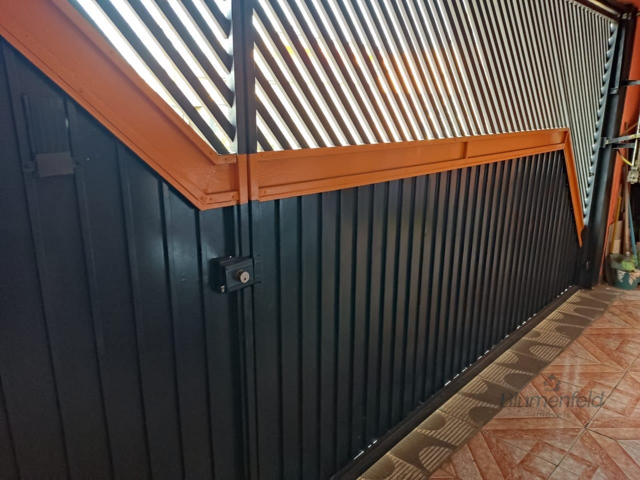 Casa à venda com 3 quartos, 1 suíte, 2 vagas e 145m² no Parque Rodrigo Barreto, Arujá (SP) — foto 2 de 17