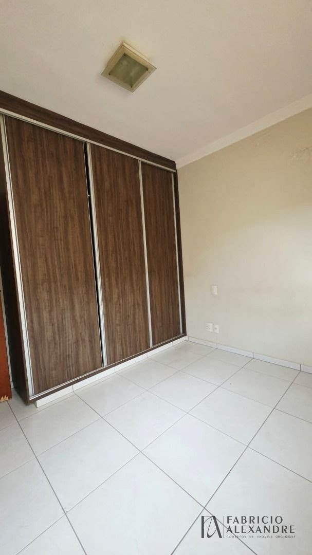 Casa à venda com 3 quartos, 1 suíte, 4 vagas e 128m² no Residencial Alta Vista, São José do Rio Preto (SP) — foto 10 de 23