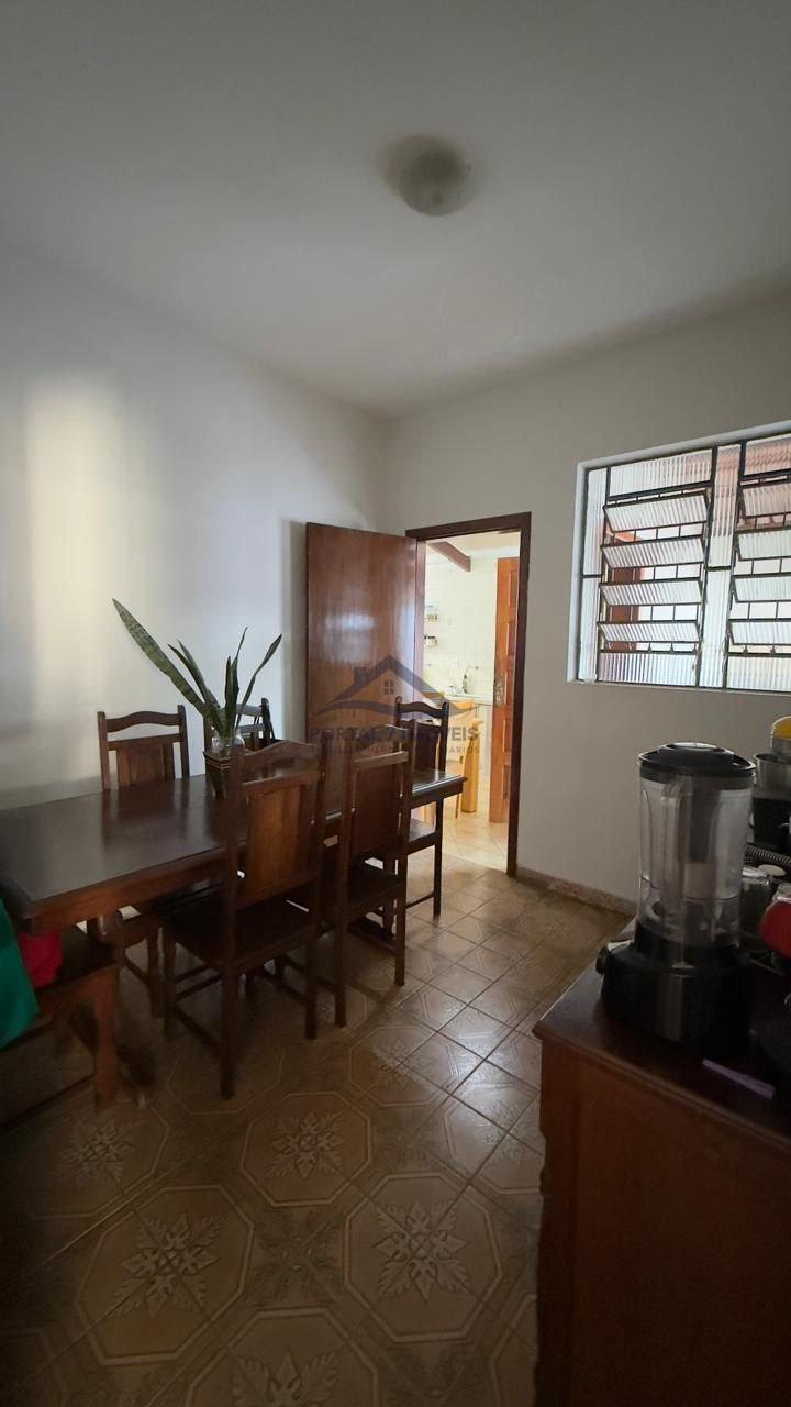 Casa à venda com 5 quartos, 1 suíte, 5 vagas e 360m² no São Cristovao, Sete Lagoas (MG) — foto 6 de 17