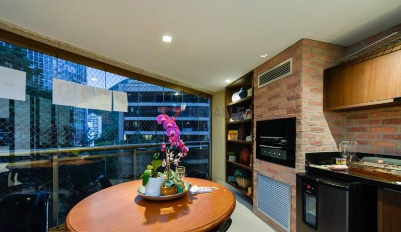 Apartamento à venda com 4 quartos, 4 suítes, 3 vagas e 221m² no Lagoa, Rio de Janeiro (RJ) — foto 12 de 30