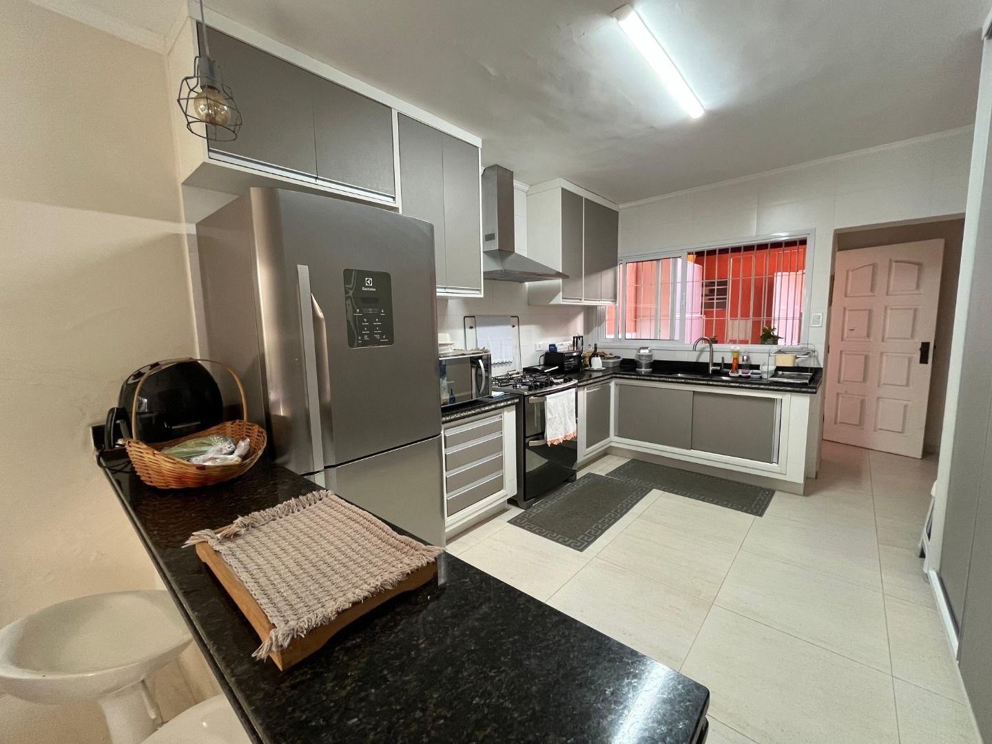 Casa à venda com 4 quartos, 4 banheiros, 3 vagas e 190m² no Praia da Enseada, Ubatuba (SP) — foto 11 de 23