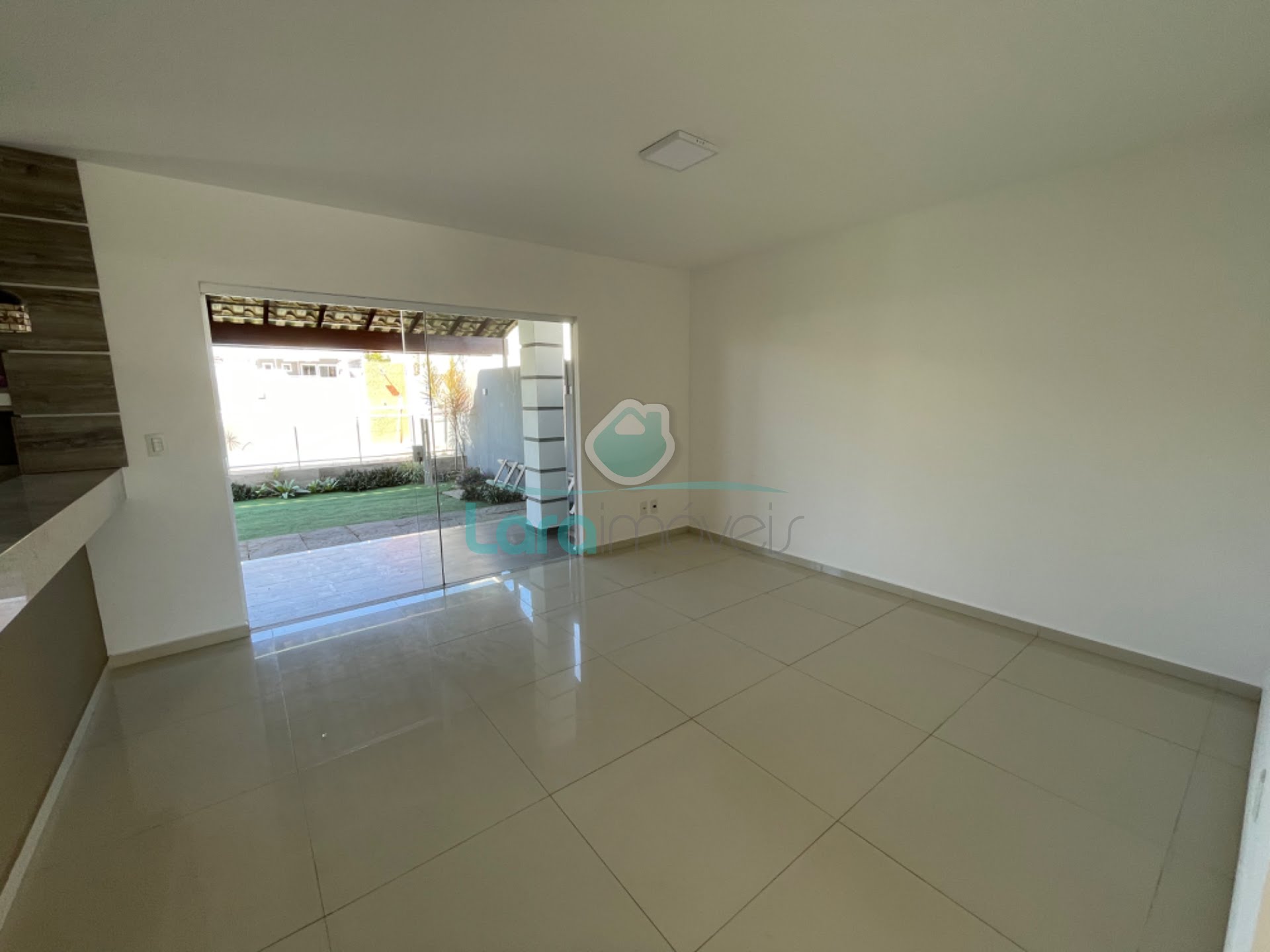 Casa à venda com 3 quartos, 3 suítes, 4 vagas e 182m² no Vale dos Cristais, Macaé (RJ) — foto 6 de 29