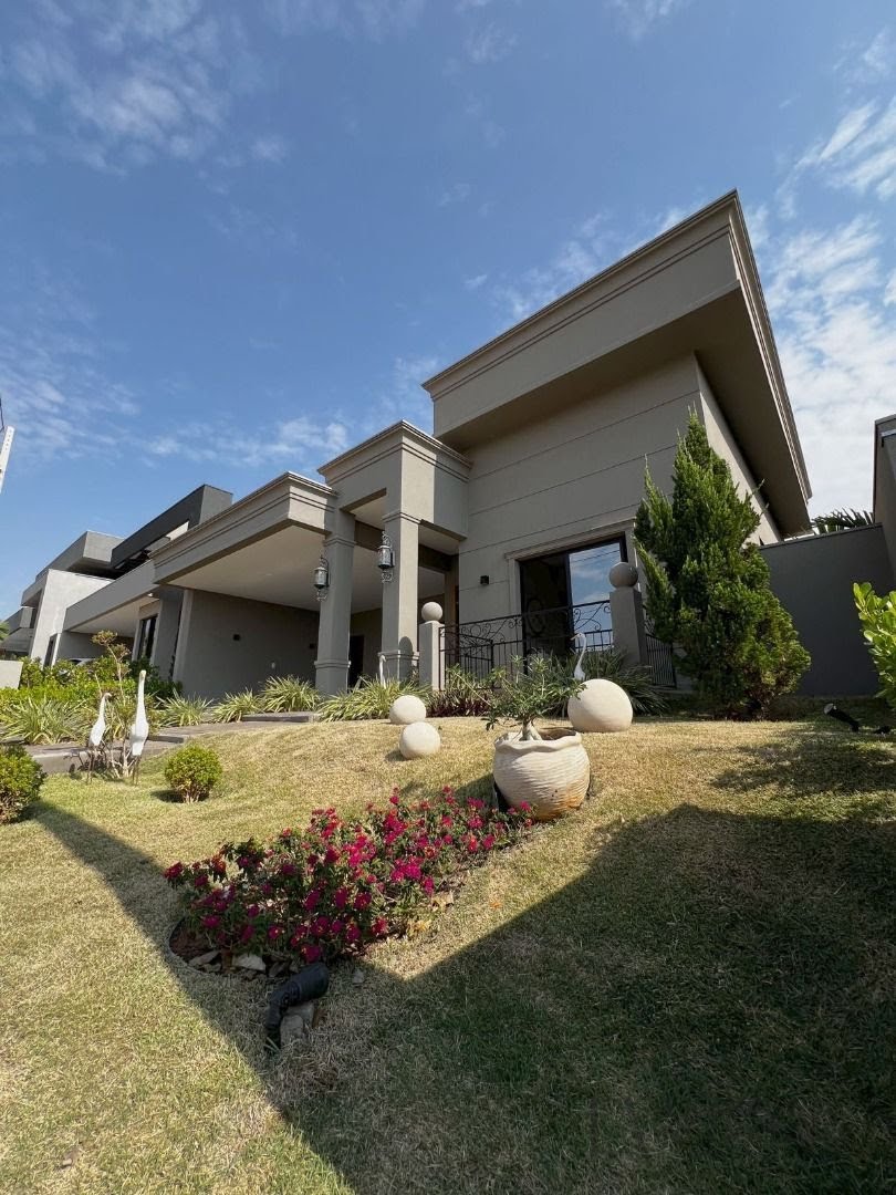 Casa à venda com 3 quartos, 5 banheiros, 4 vagas e 226m² no Terravista Residence Club, Mirassol — foto principal