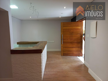 ALUGA-SE CASA COMERCIAL RUA RETIRO