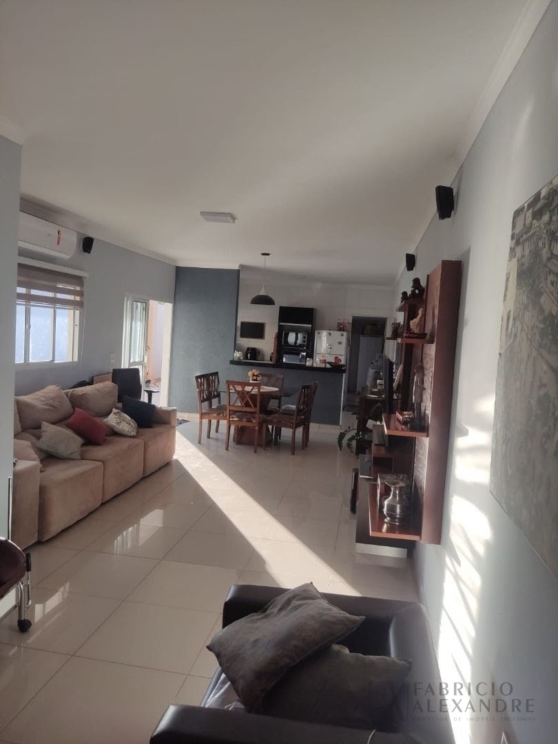 Casa à venda com 3 quartos, 1 suíte, 4 vagas e 200m² no Jardim Nazareth, São José do Rio Preto (SP) — foto 7 de 20