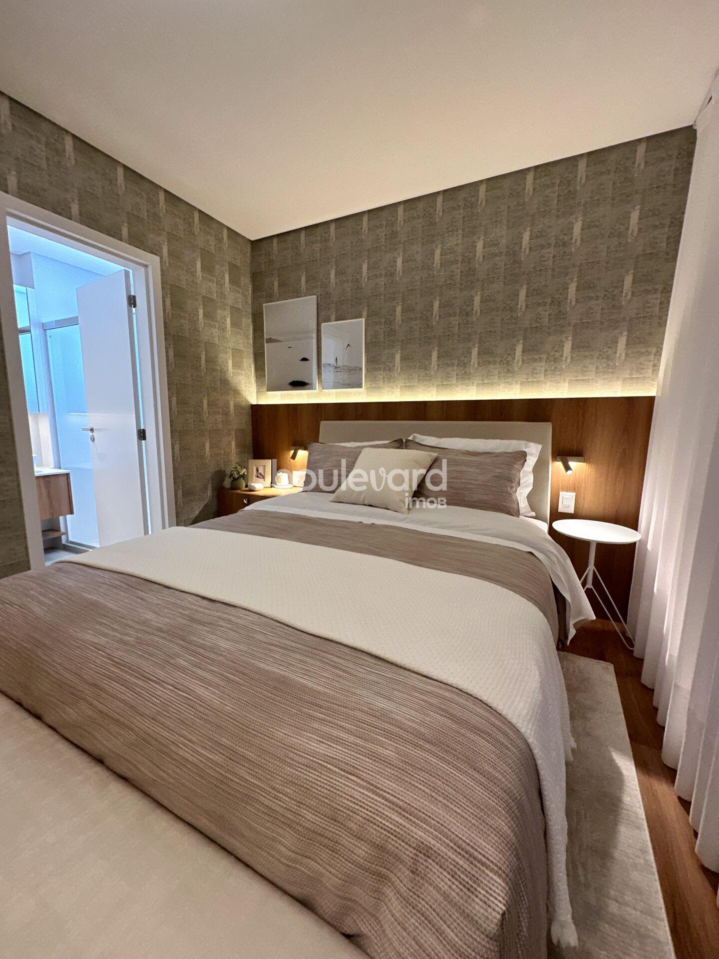 Apartamento à venda com 3 quartos, 1 suíte, 2 vagas e 107m² no Centro, Florianópolis (SC) — foto 11 de 30