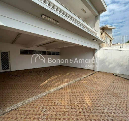 Casa, 3 quartos, 330 m² - Foto 1