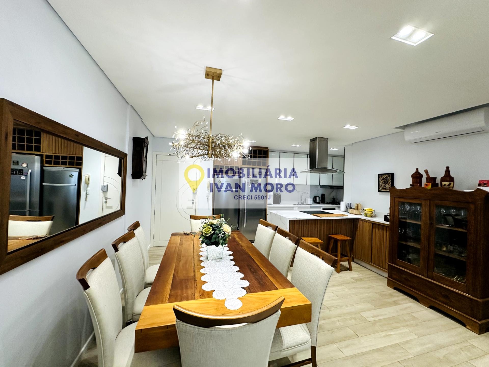 Apartamento à venda com 3 quartos, 4 banheiros, 2 vagas e 148m² no Ingleses Norte, Florianópolis — foto principal