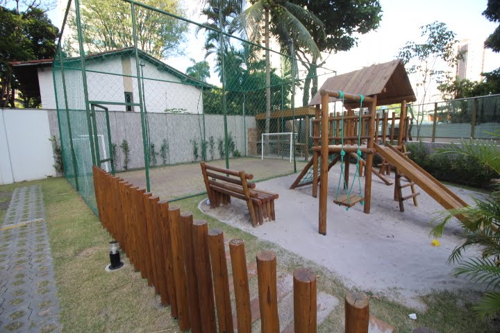 Apartamento à venda com 4 quartos, 2 suítes, 2 vagas e 135m² no Casa Forte, Recife (PE) — foto 24 de 30