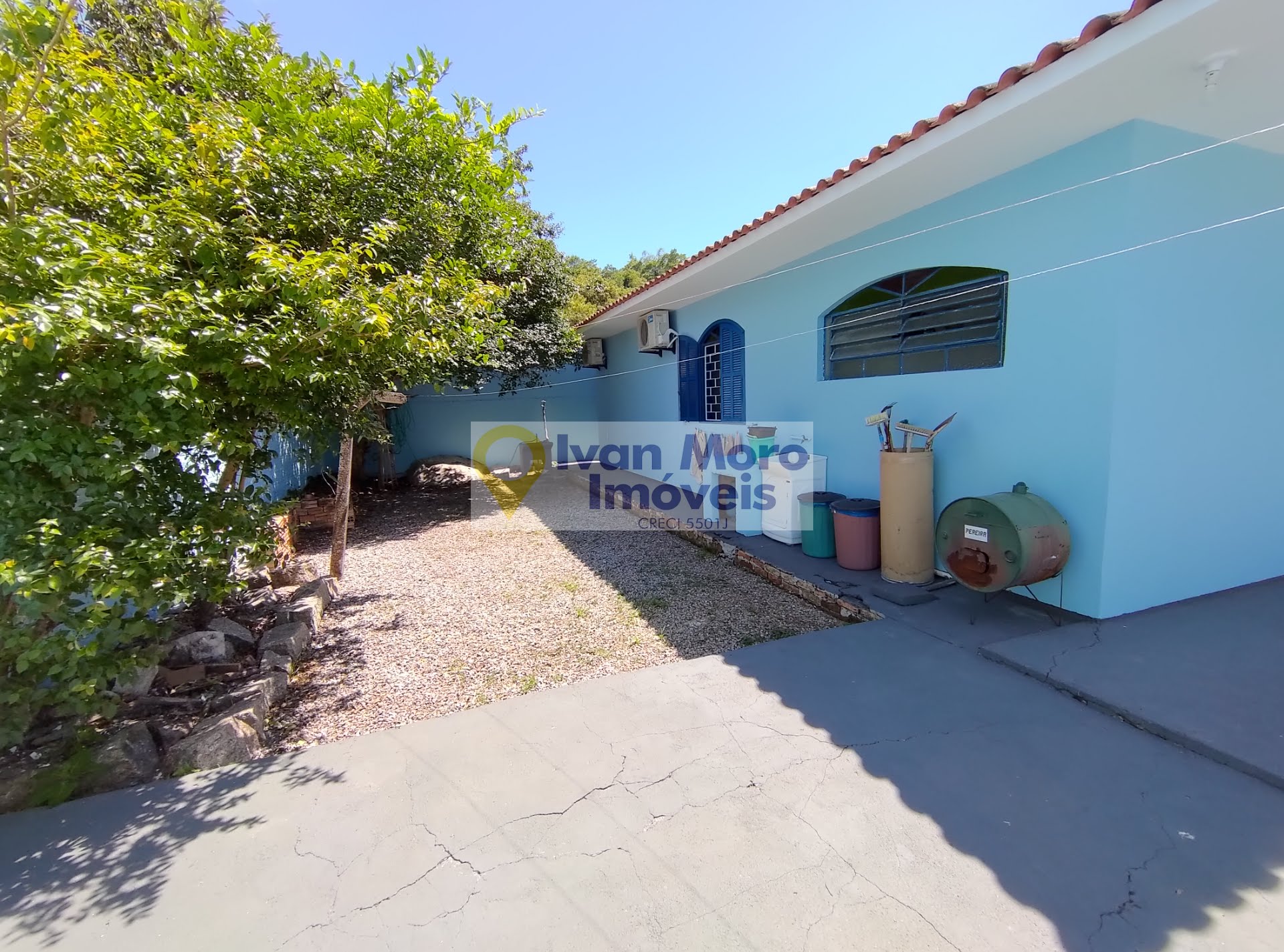 Casa para alugar com 4 quartos, 1 suíte, 3 vagas e 180m² no Daniela, Florianópolis (SC) — foto 8 de 27