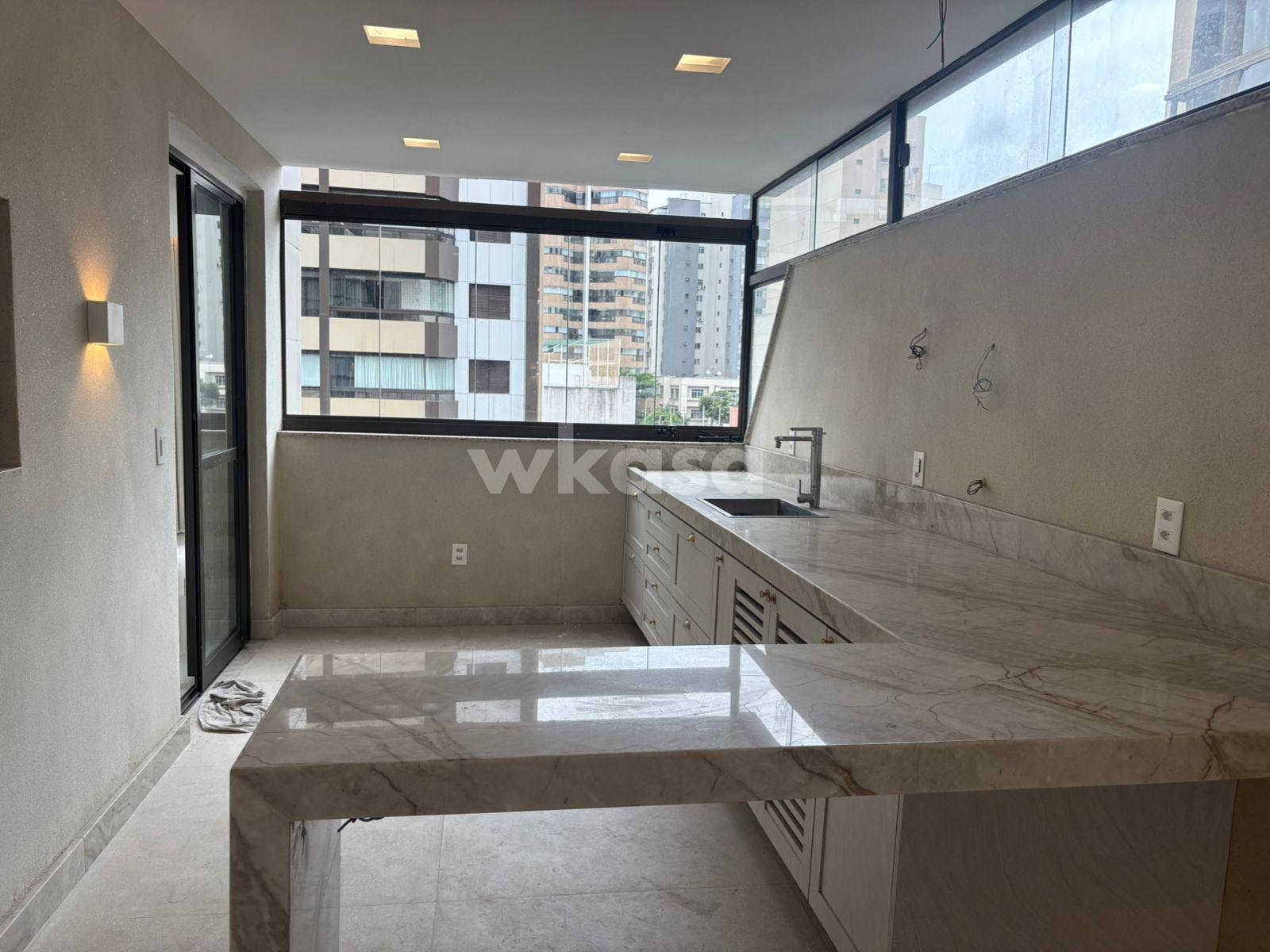 Apartamento à venda com 4 suítes, 4 vagas e 382m² no Praia do Canto, Vitória (ES) — foto 10 de 30