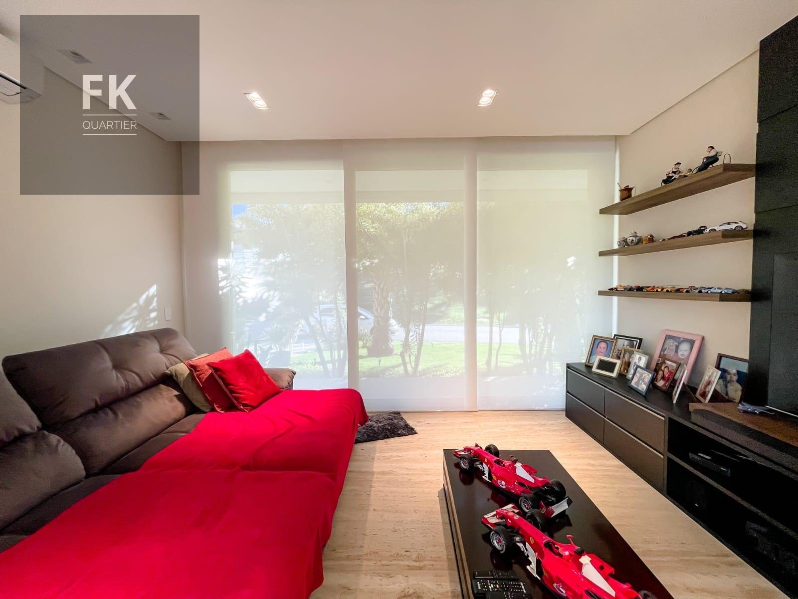 Casa à venda com 4 quartos, 4 suítes, 6 vagas e 1070m² no Residencial Morada dos Lagos, Barueri (SP) — foto 11 de 30