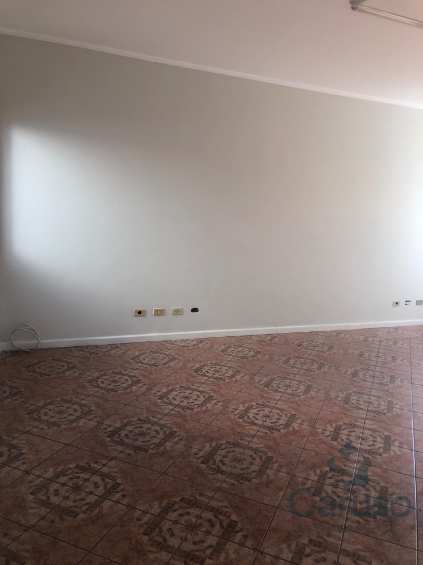 Comercial para alugar com 3 banheiros e 100m² no Jardim Vitoria, Arujá (SP) — foto 8 de 13