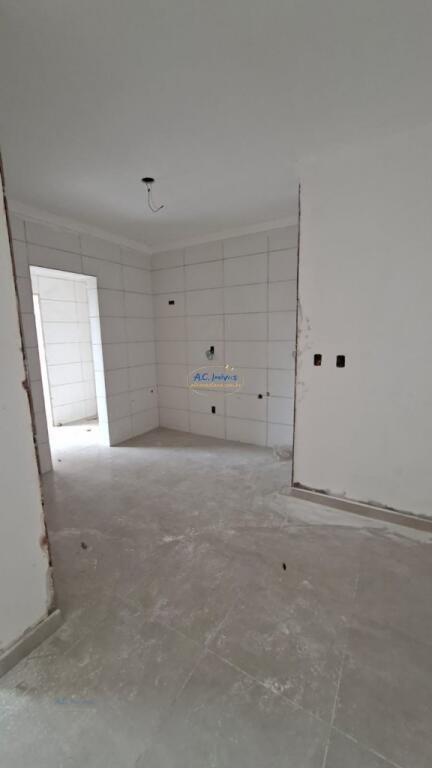 Apartamento à venda com 3 quartos, 1 suíte e 100m² no Vila Tupi, Praia Grande (SP) — foto 5 de 29