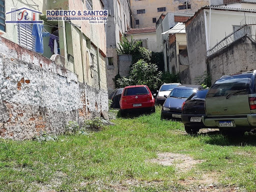 frente para outra rua