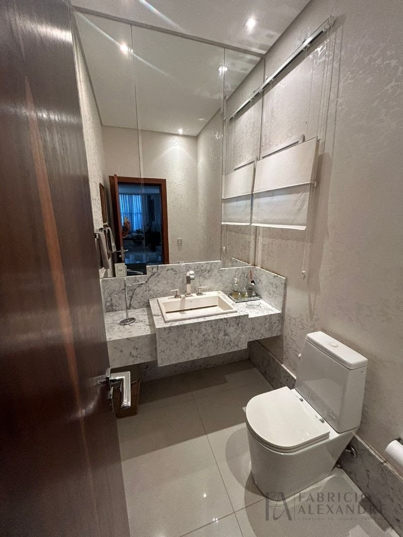 Casa à venda com 4 quartos, 4 suítes, 6 vagas e 670m² no Village Santa Helena, São José do Rio Preto (SP) — foto 28 de 30