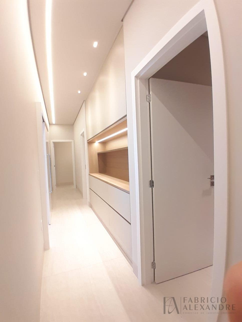 Casa à venda com 4 quartos, 4 suítes, 4 vagas e 330m² no Parque Residencial Damha V, São José do Rio Preto (SP) — foto 7 de 30