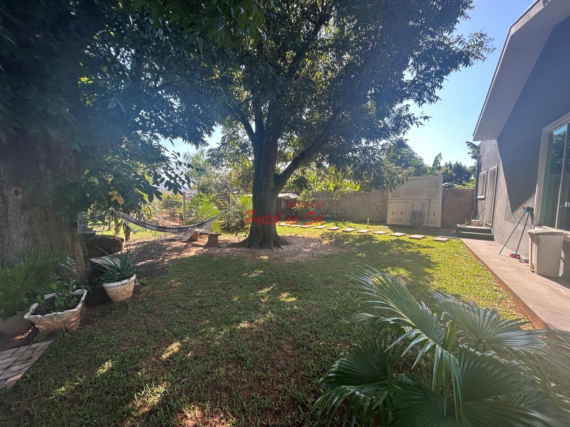 Casa à venda com 3 quartos, 2 suítes, 2 vagas e 180m² no Villagio Planalto, Santo Antônio da Platina (PR) — foto 4 de 17