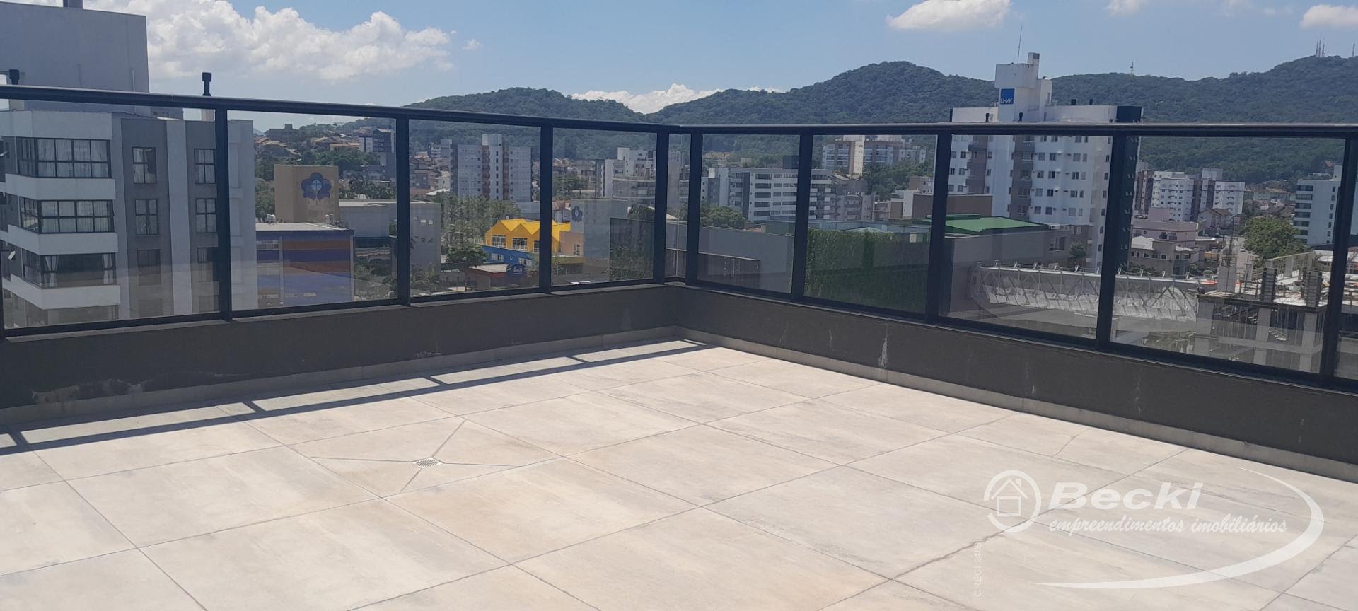 Apartamento à venda com 1 quarto, 1 suíte, 1 vaga e 72m² no Saguaçu, Joinville (SC) — foto 5 de 11