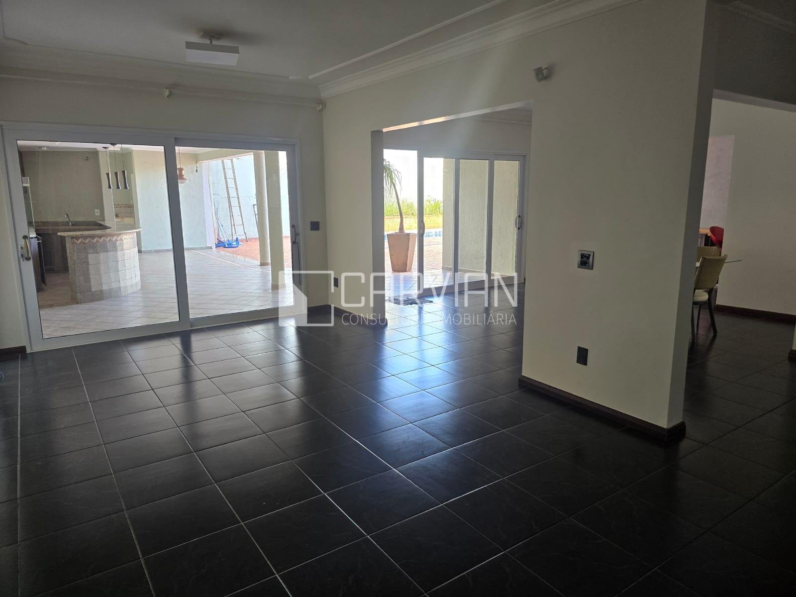 Casa à venda com 4 quartos, 4 suítes, 8 vagas e 676m² no Ribeirânia, Ribeirão Preto (SP) — foto 22 de 30