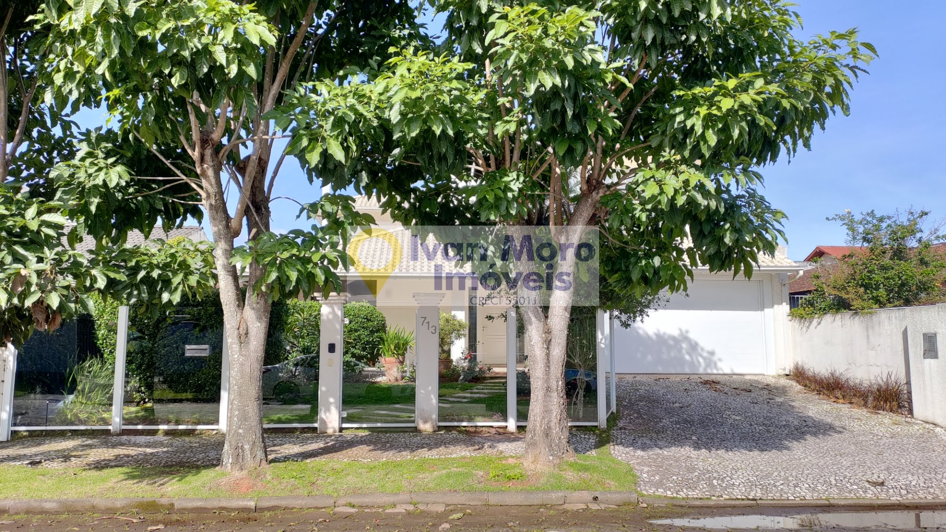 Casa à venda com 5 quartos, 5 suítes, 4 vagas e 276m² no Daniela, Florianópolis (SC) — foto 5 de 30
