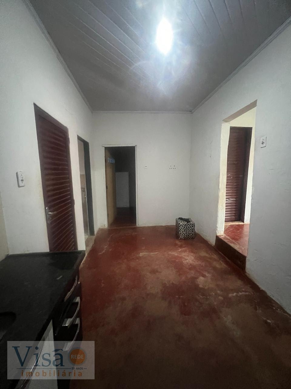 Casa para alugar com 2 quartos, 1 banheiro e 1 vaga no Paracatuzinho, Paracatu (MG) — foto 2 de 8