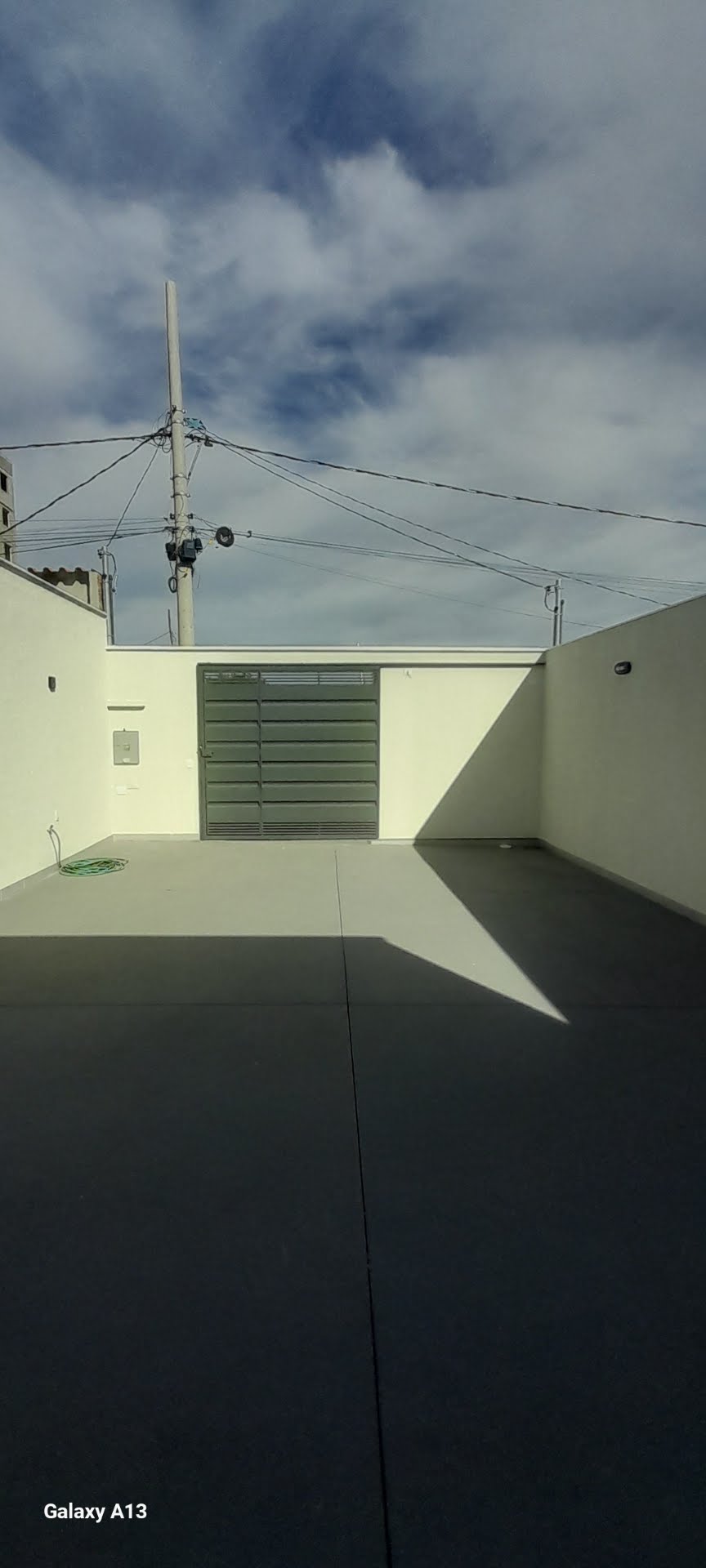 Casa à venda com 3 quartos, 2 banheiros, 4 vagas e 247m² no Boa Esperança, Santa Luzia — foto principal