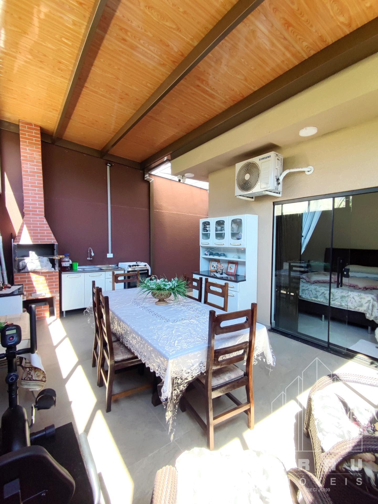 Casa no Jardim Lancaster  -  Foz do Iguaçu
