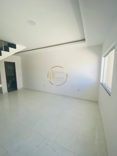 Apartamento Duplex em Alto Taperapuan - Porto Seguro: 78m², 2 Dormitórios, 2 Suítes, 3 Banheiros - Venda e Locação por R$450.000!