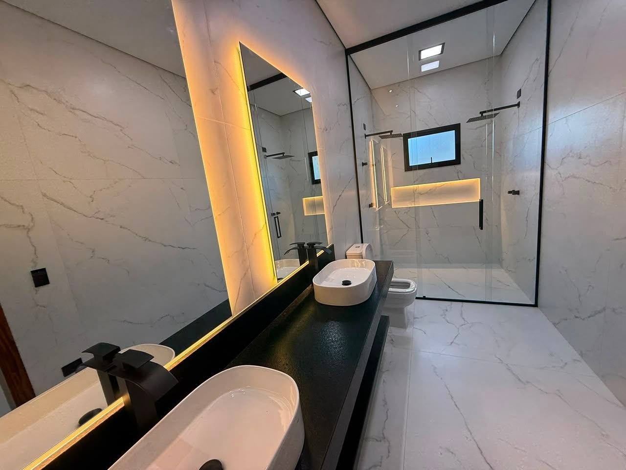 Casa à venda com 3 quartos e 285m² no Jardim Carolina, Ubatuba (SP) — foto 14 de 22